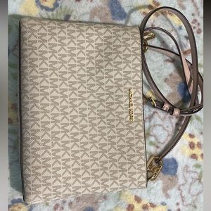 Michael Kors Purse Crossbody